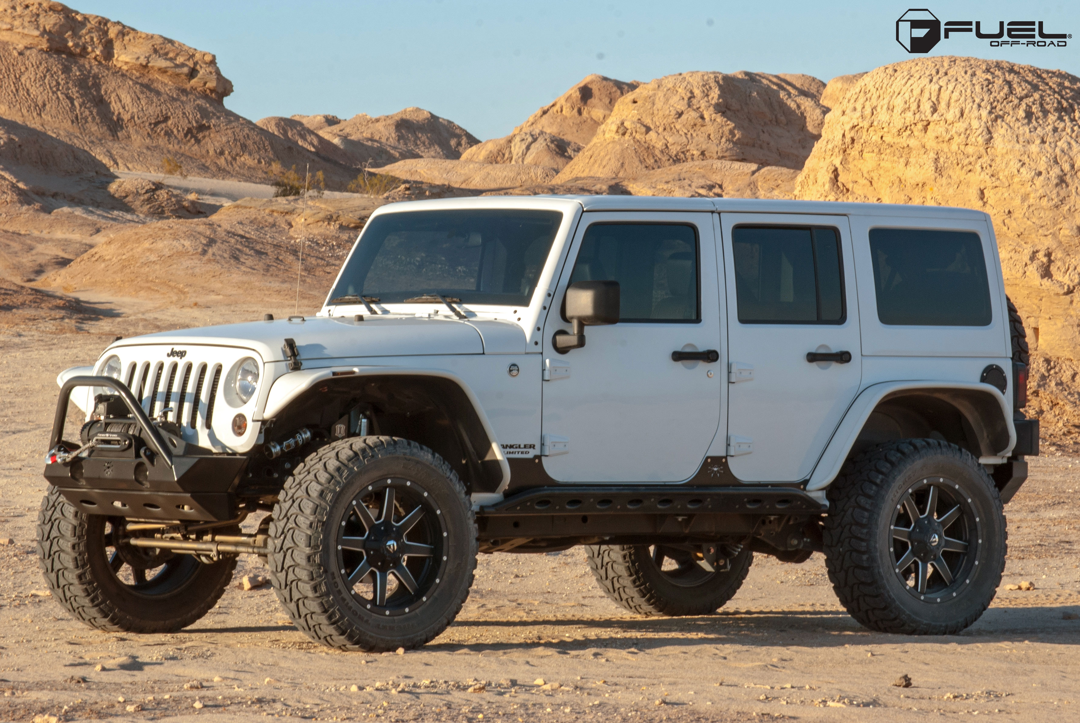 Jeep Wrangler with Fuel 1-Piece Wheels Maverick - D538